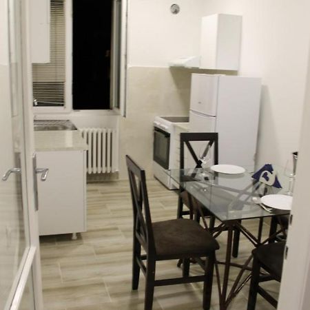 Apartment 51 - Bright, Spacious, Lux 1 Bedroom In The City Center - Stari Grad Belgrado Exterior foto